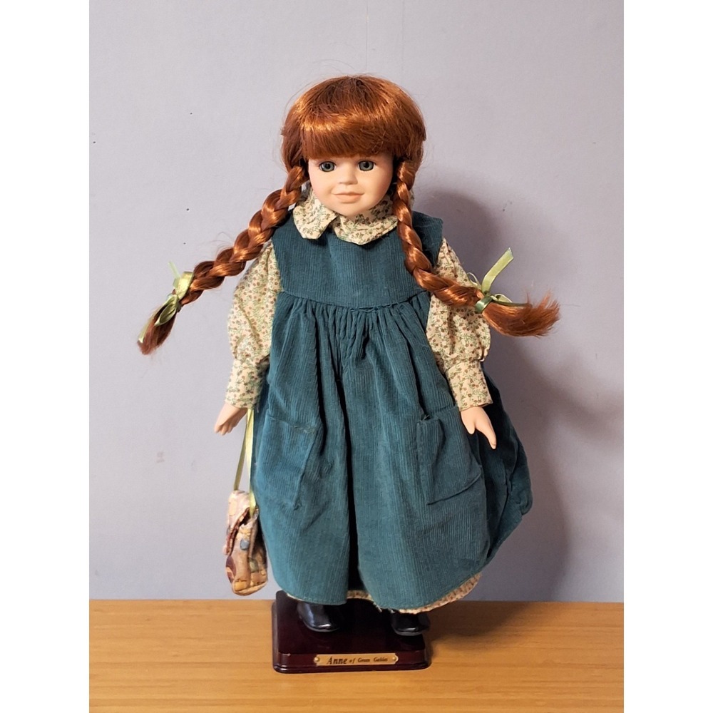 Vintage "Anne Of Green Gables" Style Porcelain Doll  Approx. 15" Tall.‎ GVC